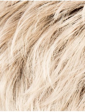 Perruque Spring Hi Ellen Wille teinte Platinblonde Rooted gros plan de la teinte