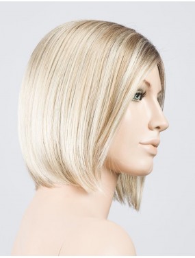 Perruque Young Mono Part Ellen Wille teinte Champagne Rooted sur mannequin vue de profil
