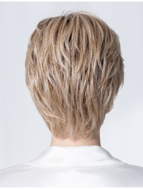 Perruque Harmony Soft Ellen Wille teinte Pearlblonde Rooted portée par un mannequin – vue 5