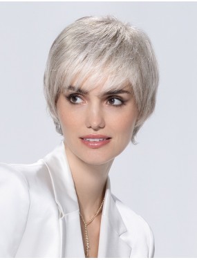 Perruque Harmony Soft Ellen Wille teinte Snow Mix portée par un mannequin – vue 2