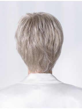 Perruque Harmony Soft Ellen Wille teinte Snow Mix portée par un mannequin – vue 4