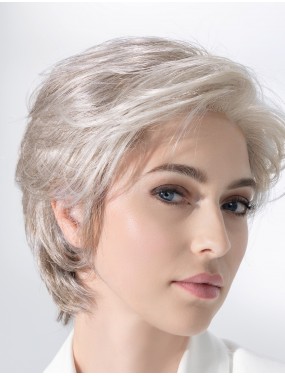 Perruque Satin Soft Ellen Wille teinte Snow Mix portée par un mannequin – vue 2