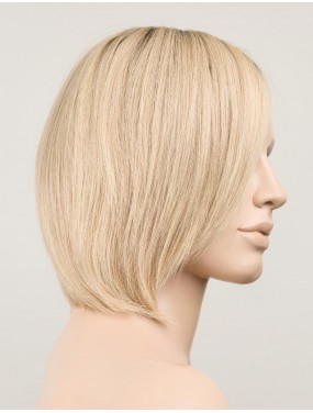 Perruque Jadore Small Deluxe Ellen Wille en cheveux naturels, teinte Champagne Rooted – sur tête de mannequin