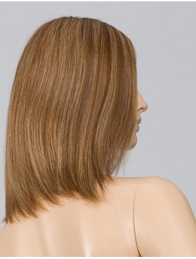 Perruque Prestige Deluxe Ellen Wille en cheveux naturels, teinte Tobacco Rooted – sur tête de mannequin