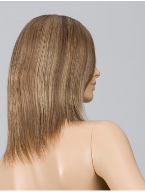 Perruque Trinity Plus Deluxe Ellen Wille en cheveux naturels, teinte Sandmulti Rooted – sur tête de mannequin