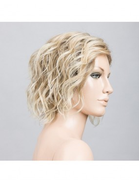 Perruque Scala Mono Part Ellen Wille teinte Sandyblonde Rooted vue de profil