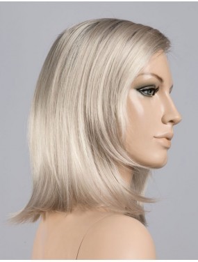 Perruque Flirt Mono Part Ellen Wille teinte Silverblonde Rooted sur mannequin vue de profil