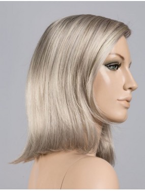 Perruque Flirt Mono Part Ellen Wille teinte Pearl Rooted sur mannequin vue de profil
