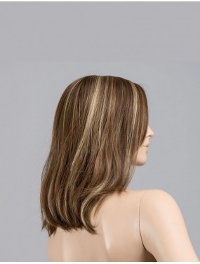 Perruque Runway Mono Part Ellen Wille teinte Tobacco Rooted sur mannequin vue de profil