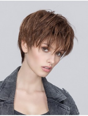 Perruque Beat Ellen Wille teinte Chocolate Rooted portée par un mannequin