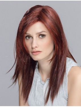 Perruque Code Mono Part Ellen Wille teinte Hotflame Mix portée par un mannequin