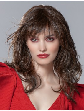 Perruque Flash Mono Part Ellen Wille teinte Darkchocolate Mix portée par un mannequin