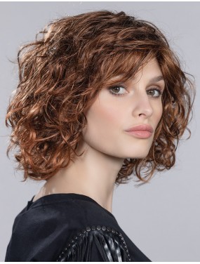 Perruque Girl Mono Part Ellen Wille teinte Chocolate Rooted portée par un mannequin