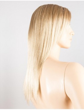 Perruque Code Mono Part Ellen Wille teinte Sandyblonde Rooted sur mannequin vue de profil