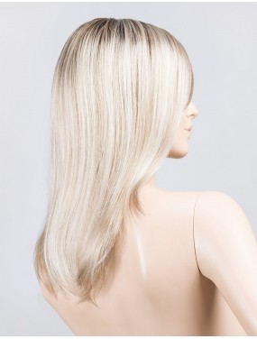 Perruque Miley Small Mono Part Ellen Wille teinte Pearlblonde Rooted sur mannequin vue de profil